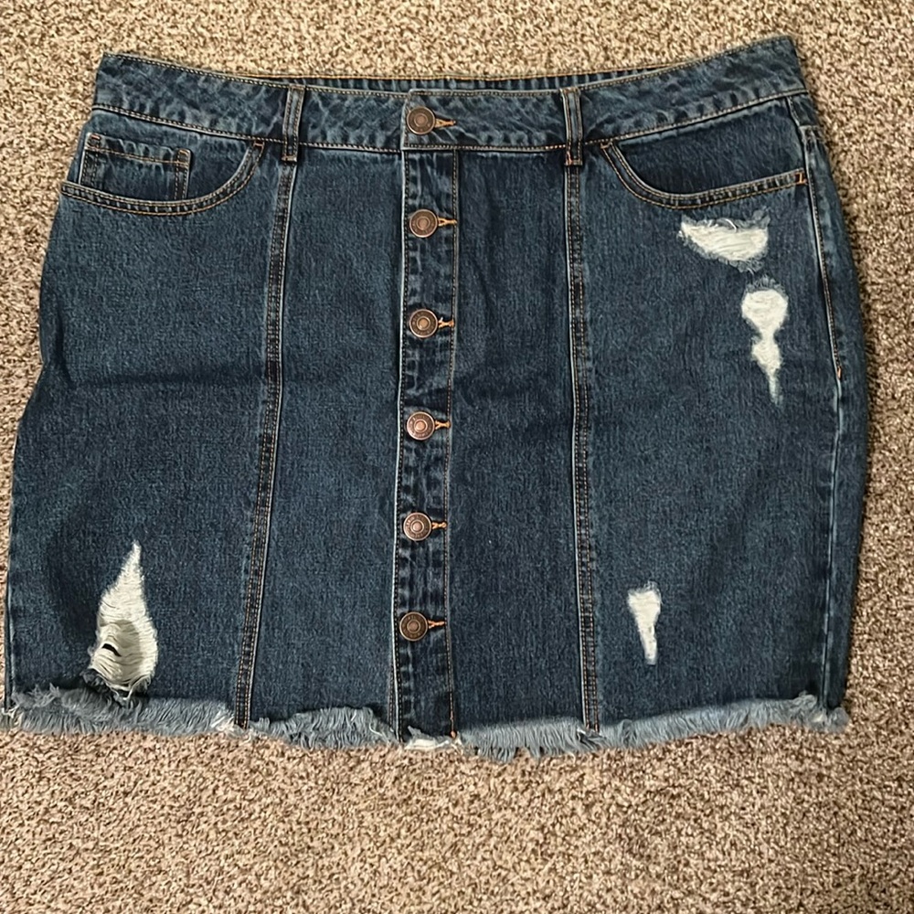 Women’s button up Jean skirt